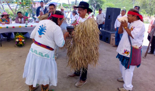 Pueblo náhuatl en Puebla construye camino artesanal con apoyo del INPI