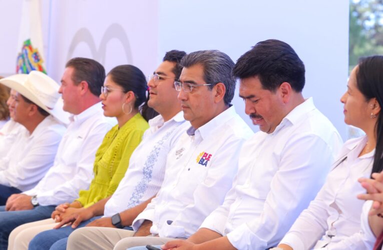 En Acatzingo, Sergio Salomón llama a hacer equipo por las políticas sociales y de progreso de Puebla 