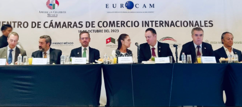 En el Encuentro de Cámaras de Comercio Internacionales, Sheinbaum juega un papel activo