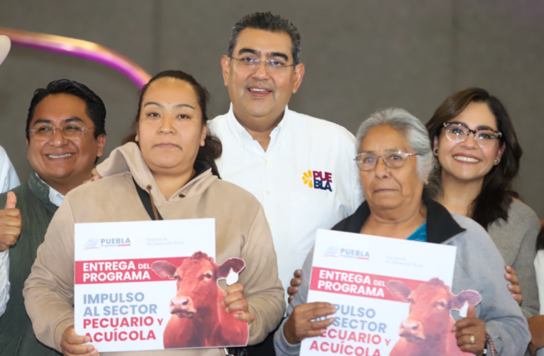 Con entrega de insumos, gobierno estatal cumple compromiso con sector rural