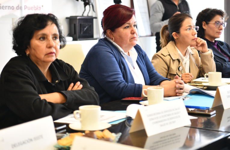 Anuncia Salud servicios para atender personas con VIH en Zacatlán