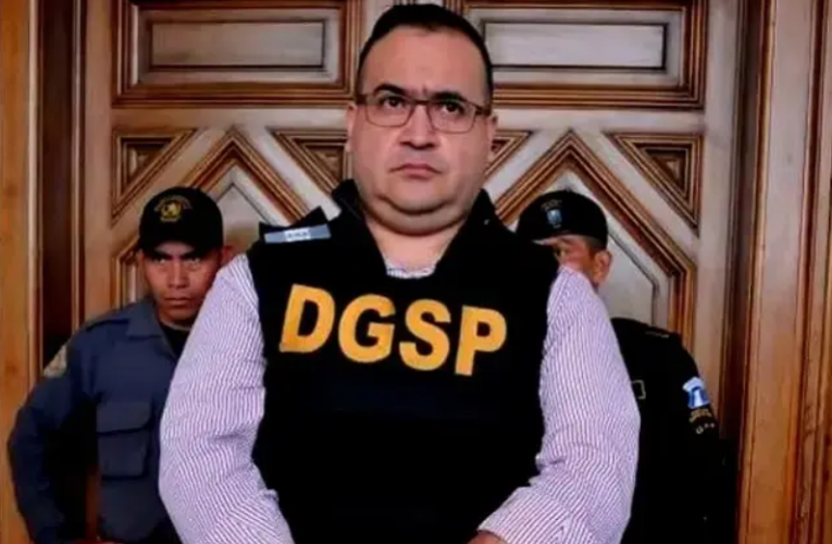 Juez amplía la medida de prisión preventiva a Javier Duarte por desaparición forzada